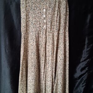 IN SYNC  Floral Button Down Skirt